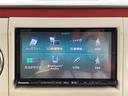 アルトラパンショコラ Ｘ　ワンオーナー車　アイドリングストップ　ナビ地デジＴＶ　Ｂｌｕｅｔｏｏｔｈ　スマートキー　ＥＴＣ　プッシュスターター　電動格納ドアミラー　ベンチシート　ＨＩＤヘッドライト　１４インチアルミホイール（5枚目）