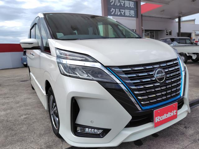 セレナ ｅ－パワー　ハイウェイスターＶ　ドライブレコーダー　ＥＴＣ　全周囲カメラ　ナビ　ＴＶ　クリアランスソナー　オートクルーズコントロール　レーンアシスト　衝突被害軽減システム　両側電動スライドドア　ＬＥＤヘッドランプ　スマートキー（12枚目）