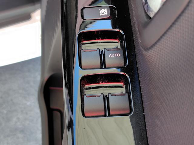 スペーシアカスタム ハイブリッドXS 全周囲カメラ 両側電動スライドドア ナビ TV クリアランスソナー レーンアシスト 衝突被害軽減システム LEDヘッドランプ スマートキー アイドリングストップ シートヒーター ベンチシート CVT(11枚目)