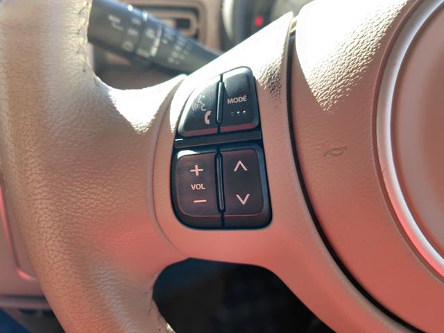 アルトラパン 　クリアランスソナー　レーンアシスト　スマートキー　アイドリングストップ　電動格納ミラー　シートヒーター　ベンチシート　ＣＶＴ　ＥＳＣ　ＣＤ　アルミホイール　エアコン　パワーステアリング（21枚目）