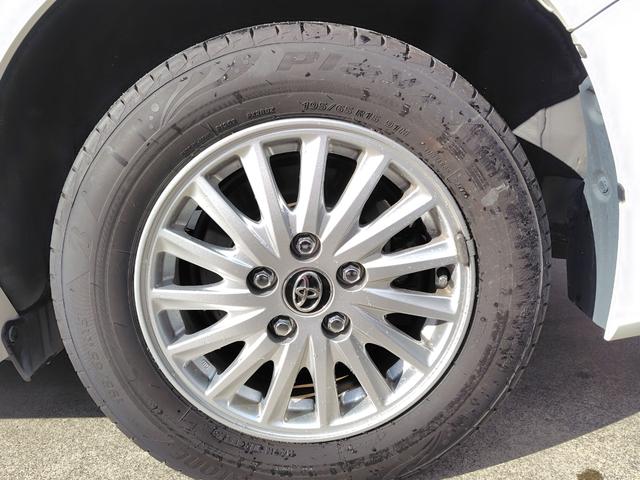 ヴォクシー ハイブリッドV ETC バックカメラ ナビ オートクルーズコントロール 両側スライド・片側電動 オートライト LEDヘッドランプ スマートキー 電動格納ミラー シートヒーター 3列シート CVT アルミホイール(20枚目)