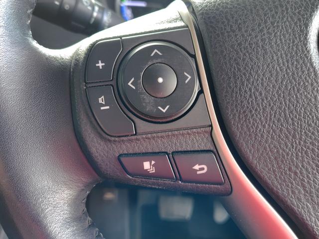 ヴォクシー ハイブリッドV ETC バックカメラ ナビ オートクルーズコントロール 両側スライド・片側電動 オートライト LEDヘッドランプ スマートキー 電動格納ミラー シートヒーター 3列シート CVT アルミホイール(28枚目)