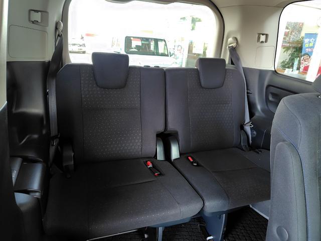 ヴォクシー ハイブリッドV ETC バックカメラ ナビ オートクルーズコントロール 両側スライド・片側電動 オートライト LEDヘッドランプ スマートキー 電動格納ミラー シートヒーター 3列シート CVT アルミホイール(35枚目)