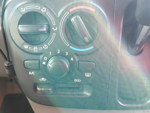 気温に合わせて直感的に操作することで、車内をいつでも快適に保てます。