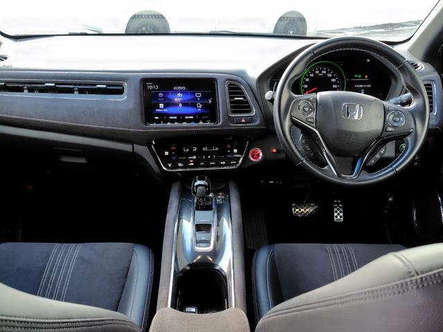 ヴェゼル ハイブリッドＲＳ・ホンダセンシング　ドライブレコーダー　ＥＴＣ　バックカメラ　オートクルーズコントロール　レーンアシスト　衝突被害軽減システム　ナビ　オートライト　ＬＥＤヘッドランプ　アルミホイール　スマートキー　電動格納ミラー（2枚目）