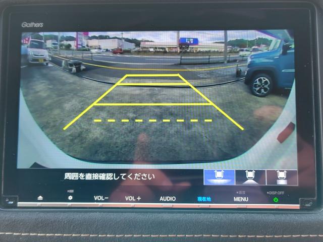 ヴェゼル ハイブリッドＲＳ・ホンダセンシング　ドライブレコーダー　ＥＴＣ　バックカメラ　オートクルーズコントロール　レーンアシスト　衝突被害軽減システム　ナビ　オートライト　ＬＥＤヘッドランプ　アルミホイール　スマートキー　電動格納ミラー（4枚目）