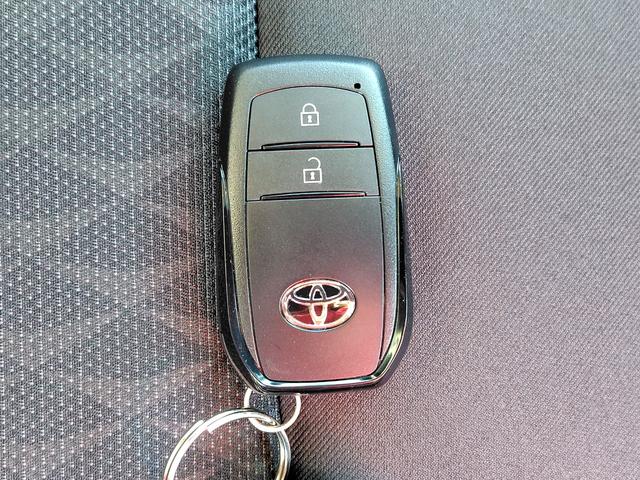 ヤリスクロス ハイブリッドG ドライブレコーダー ETC バックカメラ オートクルーズコントロール レーンアシスト 衝突被害軽減システム オートマチックハイビーム オートライト アルミホイール スマートキー アイドリングストップ(11枚目)