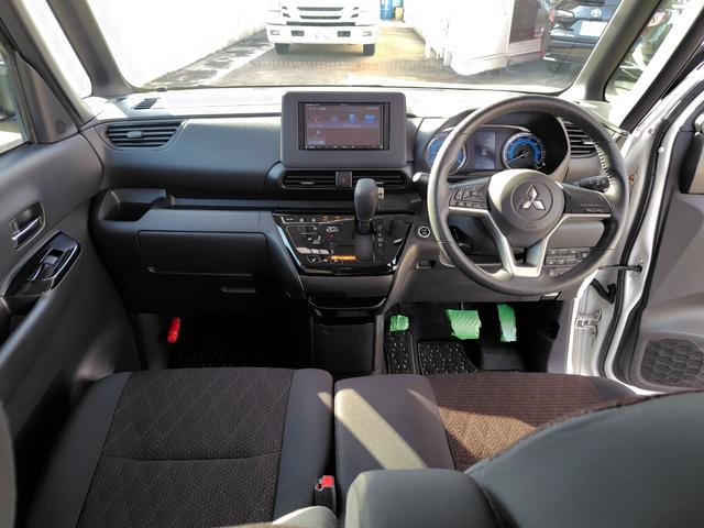 ｅＫクロススペース Ｇ　ＥＴＣ　両側スライド・片側電動　ＴＶ　レーンアシスト　衝突被害軽減システム　オートライト　ＬＥＤヘッドランプ　スマートキー　アイドリングストップ　電動格納ミラー　シートヒーター　ベンチシート　ＣＶＴ（2枚目）