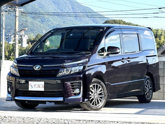 ヴォクシー ＺＳ　全国対応２年保証　メモリーナビフルセグ　Ｂｌｕｅｔｏｏｔｈ　バックカメラ　ＤＶＤ再生　後席モニター　ＥＴＣ　両側電動スライドドア　アイドリングストップ　スマートキー　ＬＥＤライト　３列シート７人乗り（9枚目）
