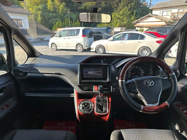 ヴォクシー ＺＳ　全国対応２年保証　メモリーナビフルセグ　Ｂｌｕｅｔｏｏｔｈ　バックカメラ　ＤＶＤ再生　後席モニター　ＥＴＣ　両側電動スライドドア　アイドリングストップ　スマートキー　ＬＥＤライト　３列シート７人乗り（38枚目）