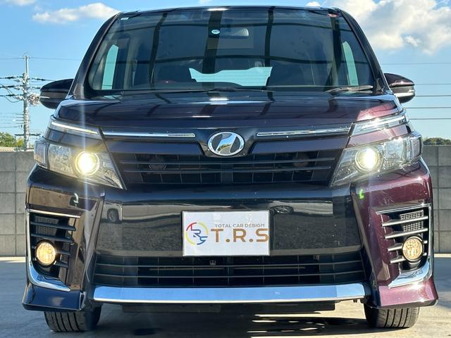 ヴォクシー ＺＳ　全国対応２年保証　メモリーナビフルセグ　Ｂｌｕｅｔｏｏｔｈ　バックカメラ　ＤＶＤ再生　後席モニター　ＥＴＣ　両側電動スライドドア　アイドリングストップ　スマートキー　ＬＥＤライト　３列シート７人乗り（52枚目）
