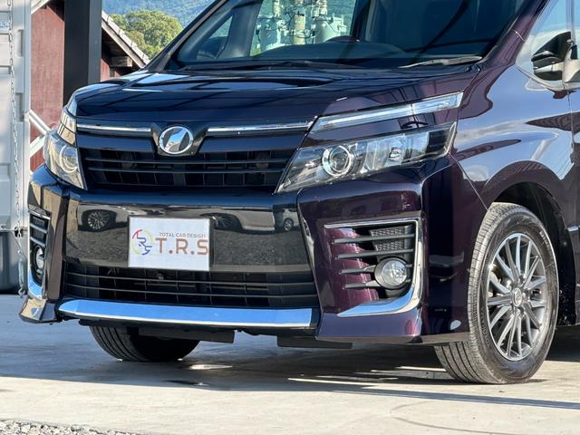 ヴォクシー ＺＳ　全国対応２年保証　メモリーナビフルセグ　Ｂｌｕｅｔｏｏｔｈ　バックカメラ　ＤＶＤ再生　後席モニター　ＥＴＣ　両側電動スライドドア　アイドリングストップ　スマートキー　ＬＥＤライト　３列シート７人乗り（68枚目）