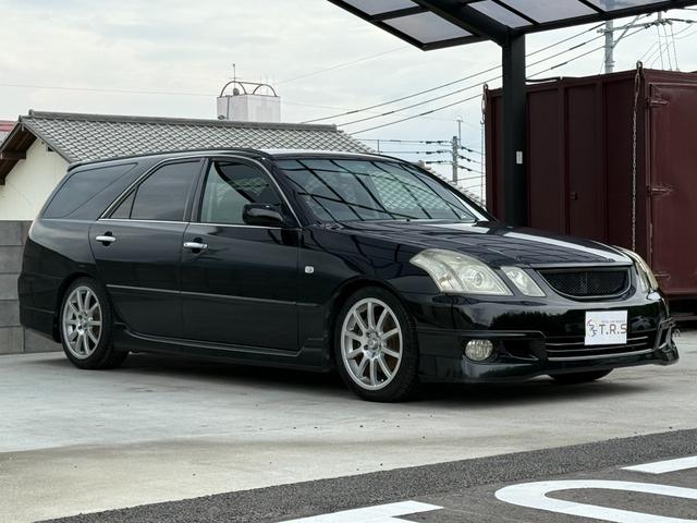 マークIIブリット ２．５ｉＲ－Ｖ　１ＪＺターボ（ＶＶＴ－ｉ）２８０馬力　新品タイミングベルト交換済　テイン車高調　ＨＫＳエアクリーナー　社外マフラー　ブリッツブーストメーター　純正フルエアロ　バックカメラ　社外１７インチホイール（5枚目）