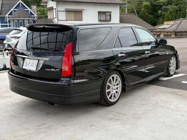 マークIIブリット ２．５ｉＲ－Ｖ　１ＪＺターボ（ＶＶＴ－ｉ）２８０馬力　新品タイミングベルト交換済　テイン車高調　ＨＫＳエアクリーナー　社外マフラー　ブリッツブーストメーター　純正フルエアロ　バックカメラ　社外１７インチホイール（25枚目）