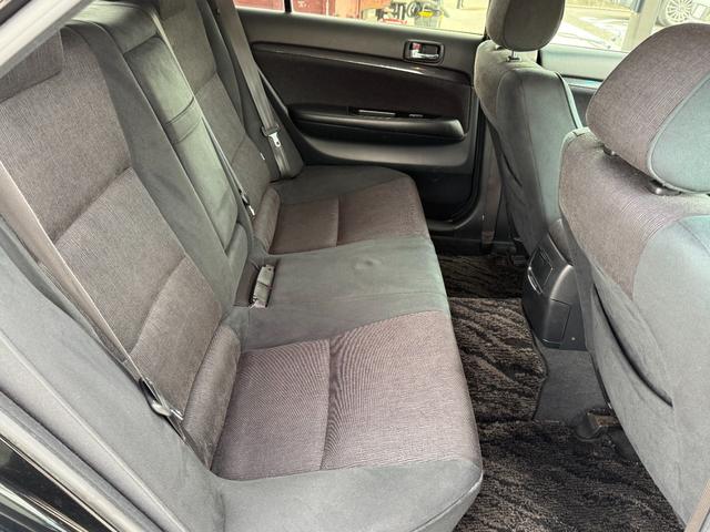 マークIIブリット ２．５ｉＲ－Ｖ　１ＪＺターボ（ＶＶＴ－ｉ）２８０馬力　新品タイミングベルト交換済　テイン車高調　ＨＫＳエアクリーナー　社外マフラー　ブリッツブーストメーター　純正フルエアロ　バックカメラ　社外１７インチホイール（36枚目）