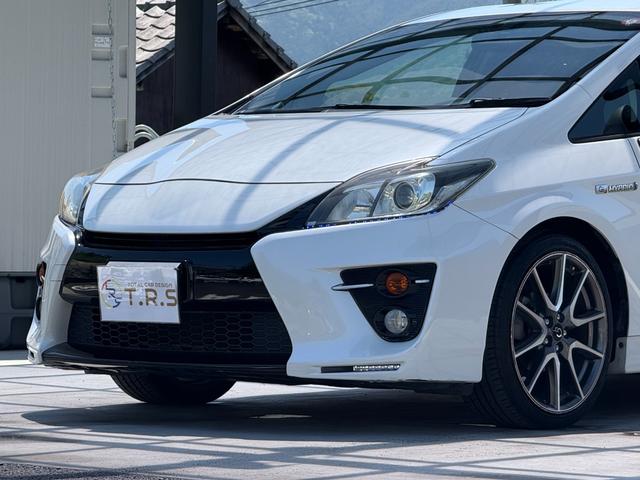 プリウス Ｓツーリングセレクション・Ｇ’ｓ　全国対応２年ハイブリット保証　８インチナビＢｌｕｅｔｏｏｔｈ接続　３６０度ドライブレコーダー　フルセグＴＶ　バックカメラ　ＤＶＤ再生　ＥＴＣ　社外シートカバー　ＬＥＤデイライト　Ｇ．ｓ専用フルエアロ（70枚目）