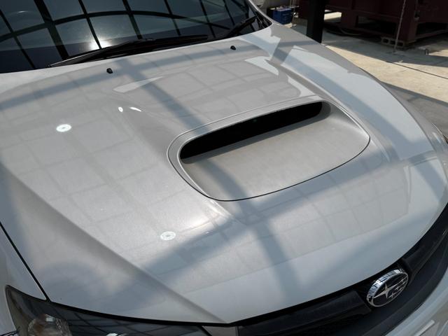 インプレッサ ＷＲＸ　ＳＴｉ　６速マニュアル　ＨＫＳ（ＥＶＣ）コントローラー　ブリッツピロアッパー減衰力車高調　ＨＫＳエアクリーナー　クスコオイルキャッチタンク　Ｂｌｕｅｔｏｏｔｈ　バックカメラ　フルエアロ　４ＷＤ　スマートキー２（5枚目）