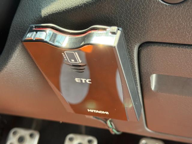 インプレッサ ＷＲＸ　ＳＴｉ　６速マニュアル　ＨＫＳ（ＥＶＣ）コントローラー　ブリッツピロアッパー減衰力車高調　ＨＫＳエアクリーナー　クスコオイルキャッチタンク　Ｂｌｕｅｔｏｏｔｈ　バックカメラ　フルエアロ　４ＷＤ　スマートキー２（45枚目）