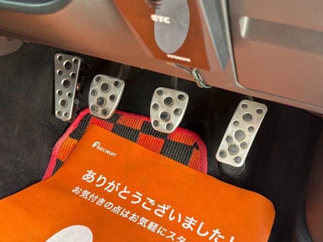 インプレッサ ＷＲＸ　ＳＴｉ　６速マニュアル　ＨＫＳ（ＥＶＣ）コントローラー　ブリッツピロアッパー減衰力車高調　ＨＫＳエアクリーナー　クスコオイルキャッチタンク　Ｂｌｕｅｔｏｏｔｈ　バックカメラ　フルエアロ　４ＷＤ　スマートキー２（46枚目）