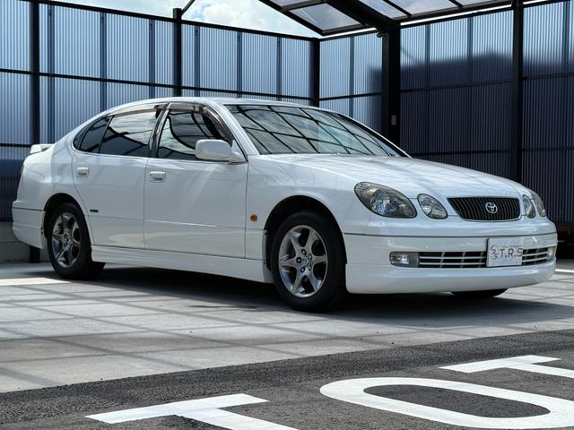 アリスト Ｓ３００ベルテックスエディション　後期モデル　走行４５０００キロ　ＪＢＬサウンドシステム　禁煙車　純正ナビ　フルエアロ　純正リアスポイラー　前席パワーシート　キーレス　純正１６インチホイール　クルーズコントロール　オートライト　記録簿（5枚目）