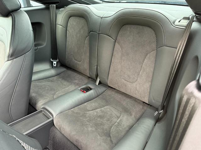 TTクーペ 1.8TFSI Sラインコンペティション 特別限定車 4気筒DOHCインタークーラーターボ アルカンターラ革コンビシート 純正ナビフルセグTV ブラック固定式リアスポイラー 純正エアロ 純正19インチアルミホイール ETC ブラック枠Fグリル(71枚目)