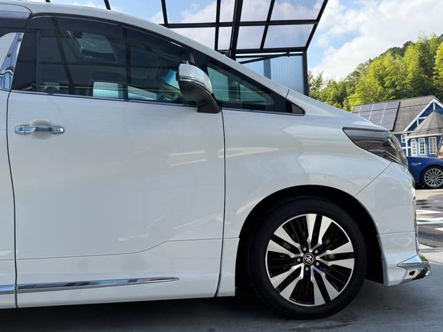 アルファード ２．５Ｓ　Ｃパッケージ　全国対応２年走行無制限保証　モデリスタフルエアロ　ダブルサンルーフ　フルセグＴＶ　Ｂｌｕｅｔｏｏｔｈ　ブラインドスポット　新品国産タイヤ４本　デジタルインナーミラー　ドラレコ　３眼ヘッドライト　ＥＴＣ（19枚目）