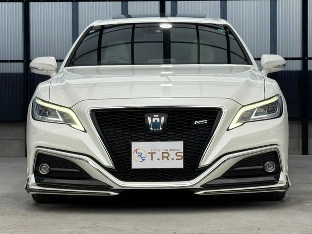 クラウンハイブリッド RSアドバンス 全国対応2年ハイブリット保証走行無制限 モデリスタフルエアロ サンルーフ ホワイトレザーシート メーカーナビフルセグ Bluetooth バックカメラ ブラインドスポット モデリスタマフラー 記録簿有(3枚目)