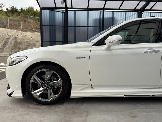 クラウンハイブリッド RSアドバンス 全国対応2年ハイブリット保証走行無制限 モデリスタフルエアロ サンルーフ ホワイトレザーシート メーカーナビフルセグ Bluetooth バックカメラ ブラインドスポット モデリスタマフラー 記録簿有(16枚目)