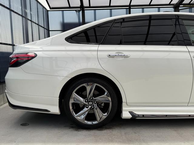 クラウンハイブリッド RSアドバンス 全国対応2年ハイブリット保証走行無制限 モデリスタフルエアロ サンルーフ ホワイトレザーシート メーカーナビフルセグ Bluetooth バックカメラ ブラインドスポット モデリスタマフラー 記録簿有(25枚目)