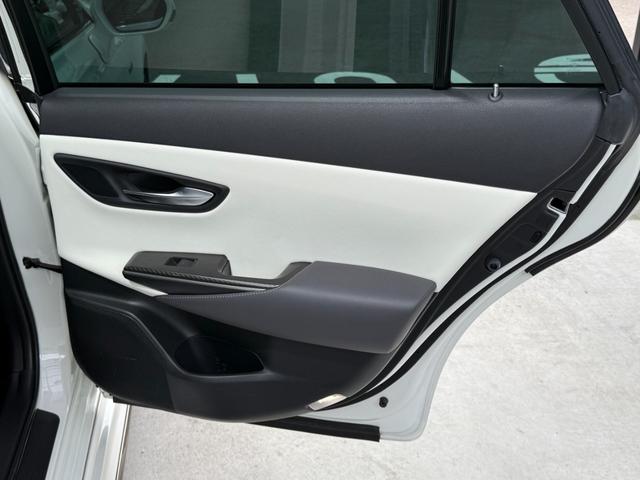 クラウンハイブリッド RSアドバンス 全国対応2年ハイブリット保証走行無制限 モデリスタフルエアロ サンルーフ ホワイトレザーシート メーカーナビフルセグ Bluetooth バックカメラ ブラインドスポット モデリスタマフラー 記録簿有(39枚目)