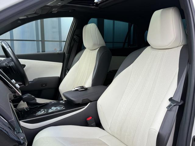 クラウンハイブリッド RSアドバンス 全国対応2年ハイブリット保証走行無制限 モデリスタフルエアロ サンルーフ ホワイトレザーシート メーカーナビフルセグ Bluetooth バックカメラ ブラインドスポット モデリスタマフラー 記録簿有(68枚目)