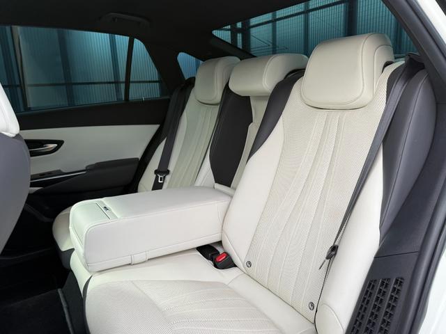 クラウンハイブリッド RSアドバンス 全国対応2年ハイブリット保証走行無制限 モデリスタフルエアロ サンルーフ ホワイトレザーシート メーカーナビフルセグ Bluetooth バックカメラ ブラインドスポット モデリスタマフラー 記録簿有(72枚目)