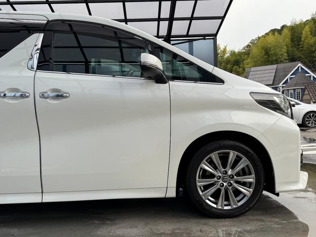 アルファード ２．５Ｓ　Ａパッケージ　タイプブラック　全国対応２年保証　９インチディスプレイオーディオ　Ｂｌｕｅｔｏｏｔｈ　フルセグ　Ｂカメラ　前後ドラレコ　１２．１型後席モニター　パワーバックドア　両側電動スライド　禁煙車　ＥＴＣ　ハーフレザーシート（20枚目）