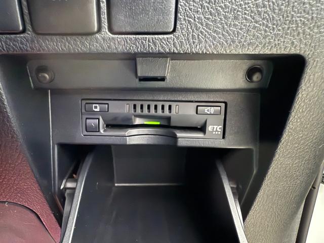 アルファード ２．５Ｓ　Ａパッケージ　タイプブラック　全国対応２年保証　９インチディスプレイオーディオ　Ｂｌｕｅｔｏｏｔｈ　フルセグ　Ｂカメラ　前後ドラレコ　１２．１型後席モニター　パワーバックドア　両側電動スライド　禁煙車　ＥＴＣ　ハーフレザーシート（49枚目）