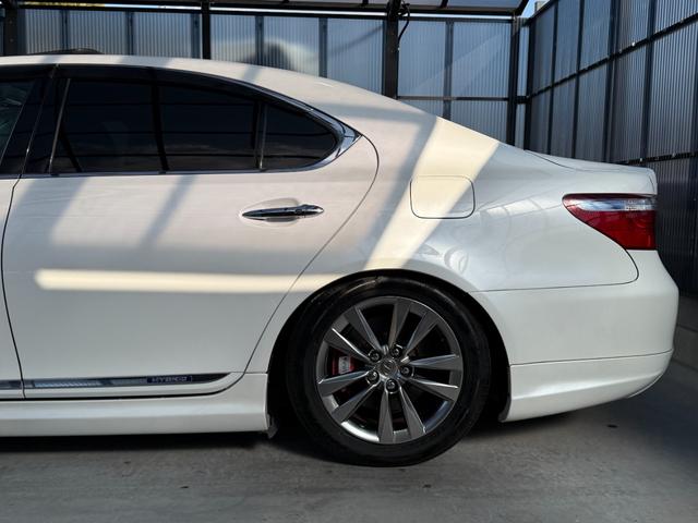 ご来店の際は便利でお得な来店予約機能をご利用ください♪来店予約機能をご利用の上、ご成約頂きますと【ＱＵＯカード１０，０００円分】さらに【ガソリン満タン納車】をプレゼントさせて頂きます☆