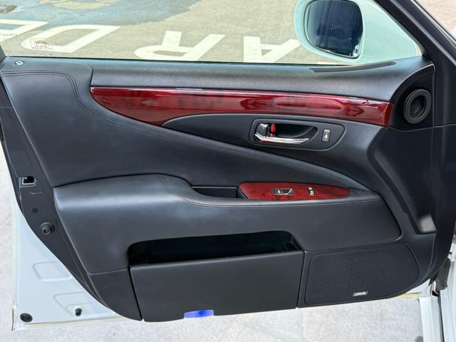 ご来店の際は便利でお得な来店予約機能をご利用ください♪来店予約機能をご利用の上、ご成約頂きますと【ＱＵＯカード１０，０００円分】さらに【ガソリン満タン納車】をプレゼントさせて頂きます☆