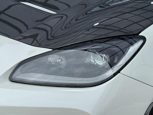 ＧＲ８６ ＲＺ　全国対応２年走行無制限保証　ＧＲフルエアロ　カーボンダクトボンネット　ＴＲＤマフラー　９インチナビ　Ｂｌｕｅｔｏｏｔｈ接続　バックカメラ　フルセグ　シートヒーター　ＥＴＣ　ハーフレザーシート　禁煙車（9枚目）