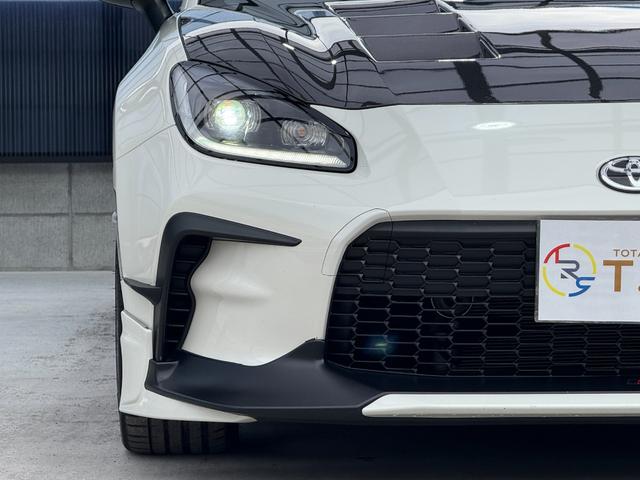 ＧＲ８６ ＲＺ　全国対応２年走行無制限保証　ＧＲフルエアロ　カーボンダクトボンネット　ＴＲＤマフラー　９インチナビ　Ｂｌｕｅｔｏｏｔｈ接続　バックカメラ　フルセグ　シートヒーター　ＥＴＣ　ハーフレザーシート　禁煙車（60枚目）