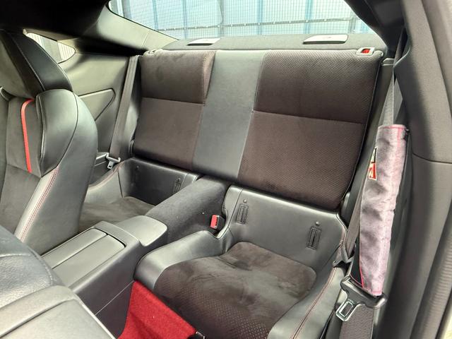 ＧＲ８６ ＲＺ　全国対応２年走行無制限保証　ＧＲフルエアロ　カーボンダクトボンネット　ＴＲＤマフラー　９インチナビ　Ｂｌｕｅｔｏｏｔｈ接続　バックカメラ　フルセグ　シートヒーター　ＥＴＣ　ハーフレザーシート　禁煙車（65枚目）