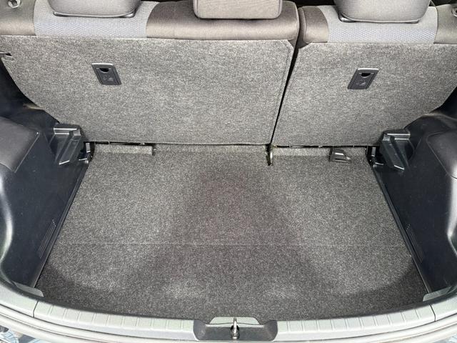 ヴィッツ １．３Ｆ　ＬＥＤエディション　全国対応２年保証　新車ワンオーナー　禁煙車　Ｂｌｕｅｔｏｏｔｈ接続　バックカメラ　ＳＤナビ地デジ　スマートキー２個　ＥＴＣ　点検整備記録簿　ＬＥＤヘッドライト　アイドリングストップ　レーンアシスト（28枚目）