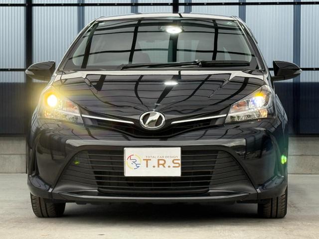 ヴィッツ １．３Ｆ　ＬＥＤエディション　全国対応２年保証　新車ワンオーナー　禁煙車　Ｂｌｕｅｔｏｏｔｈ接続　バックカメラ　ＳＤナビ地デジ　スマートキー２個　ＥＴＣ　点検整備記録簿　ＬＥＤヘッドライト　アイドリングストップ　レーンアシスト（56枚目）