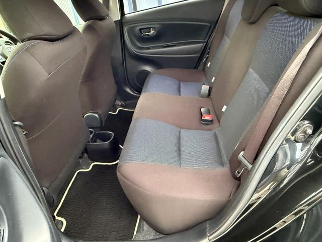 ヴィッツ １．３Ｆ　ＬＥＤエディション　全国対応２年保証　新車ワンオーナー　禁煙車　Ｂｌｕｅｔｏｏｔｈ接続　バックカメラ　ＳＤナビ地デジ　スマートキー２個　ＥＴＣ　点検整備記録簿　ＬＥＤヘッドライト　アイドリングストップ　レーンアシスト（65枚目）