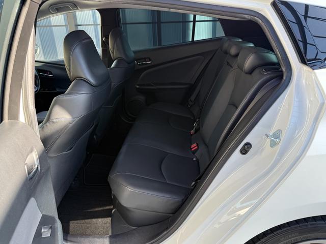 プリウス Ａツーリングセレクション　全国対応２年ハイブリット保証走行無制限　アルパインビッグＸ９型ナビドライブレコーダー　Ｂｌｕｅｔｏｏｔｈ　バックカメラ　モデリスタエアロ　トムスシフト　ブラックレザーシート　社外ＧＰＳレーダー　禁煙車（75枚目）