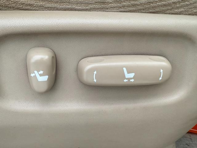 ご来店の際は便利でお得な来店予約機能をご利用ください♪来店予約機能をご利用の上、ご成約頂きますと【ＱＵＯカード１０，０００円分】さらに【ガソリン満タン納車】をプレゼントさせて頂きます☆