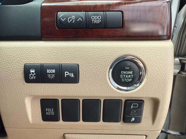 ご来店の際は便利でお得な来店予約機能をご利用ください♪来店予約機能をご利用の上、ご成約頂きますと【ＱＵＯカード１０，０００円分】さらに【ガソリン満タン納車】をプレゼントさせて頂きます☆