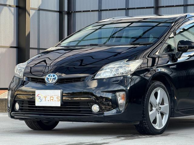 プリウス Ｓツーリングセレクション　全国対応２年ハイブリット保証　８インチナビ　Ｂｌｕｅｔｏｏｔｈ接続　バックカメラ　フルセグ　ユーザー買取車　ＥＴＣ　スマートキー２個　エンジンスターター　後期モデル　ＬＥＤヘッドライト　スタットレス有（13枚目）