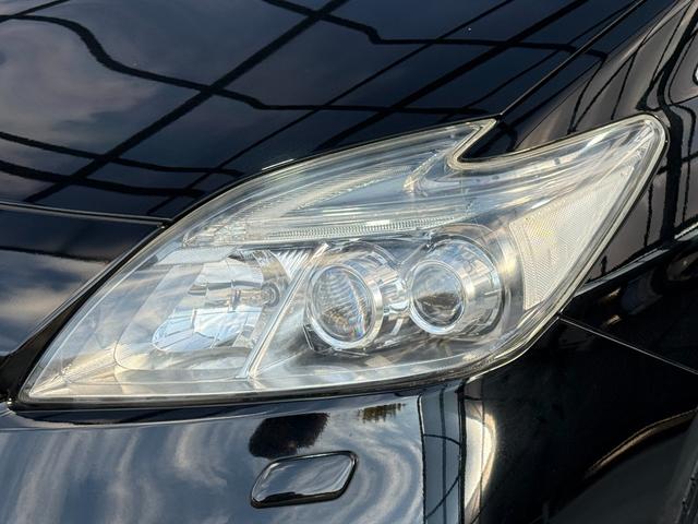 プリウス Ｓツーリングセレクション　全国対応２年ハイブリット保証　８インチナビ　Ｂｌｕｅｔｏｏｔｈ接続　バックカメラ　フルセグ　ユーザー買取車　ＥＴＣ　スマートキー２個　エンジンスターター　後期モデル　ＬＥＤヘッドライト　スタットレス有（14枚目）