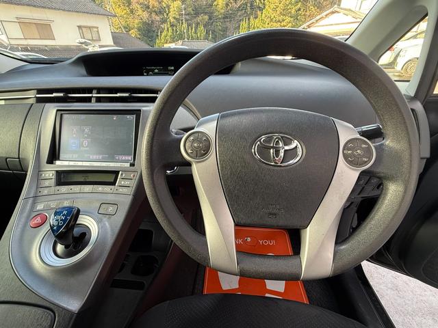 プリウス Ｓツーリングセレクション　全国対応２年ハイブリット保証　８インチナビ　Ｂｌｕｅｔｏｏｔｈ接続　バックカメラ　フルセグ　ユーザー買取車　ＥＴＣ　スマートキー２個　エンジンスターター　後期モデル　ＬＥＤヘッドライト　スタットレス有（58枚目）