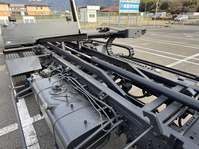 キャンター 積載車　セキサイシャ　キャリアカー　車輌運搬車　キャンターカスタム　ユニックネオ５　ＵＣ－３５（２０２１年式）　ラジコン　Ｂｌｕｅｔｏｏｔｈオーディオ　スマートキー　積載量３１５０キロ　荷台寸法　長さ５７０　幅２０７　メッキバンパー　左右開閉あおり（36枚目）