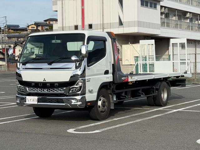 キャンター 積載車　セキサイシャ　キャリアカー　車輌運搬車　キャンターカスタム　ユニックネオ５　ＵＣ－３５（２０２１年式）　ラジコン　Ｂｌｕｅｔｏｏｔｈオーディオ　スマートキー　積載量３１５０キロ　荷台寸法　長さ５７０　幅２０７　メッキバンパー　左右開閉あおり（42枚目）